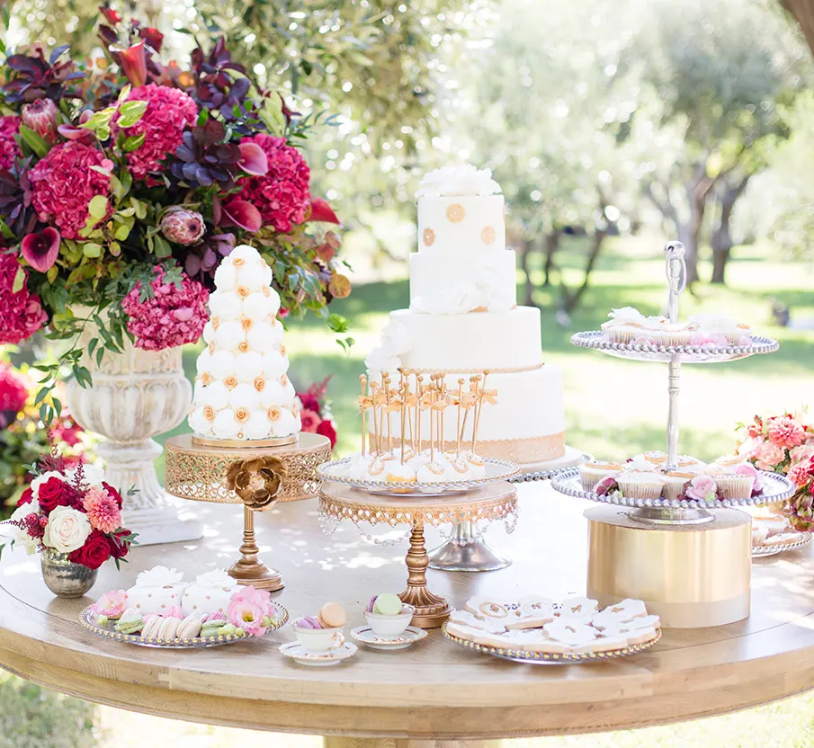 Event planning for tailored birthday parties and private events in Greece and Italy